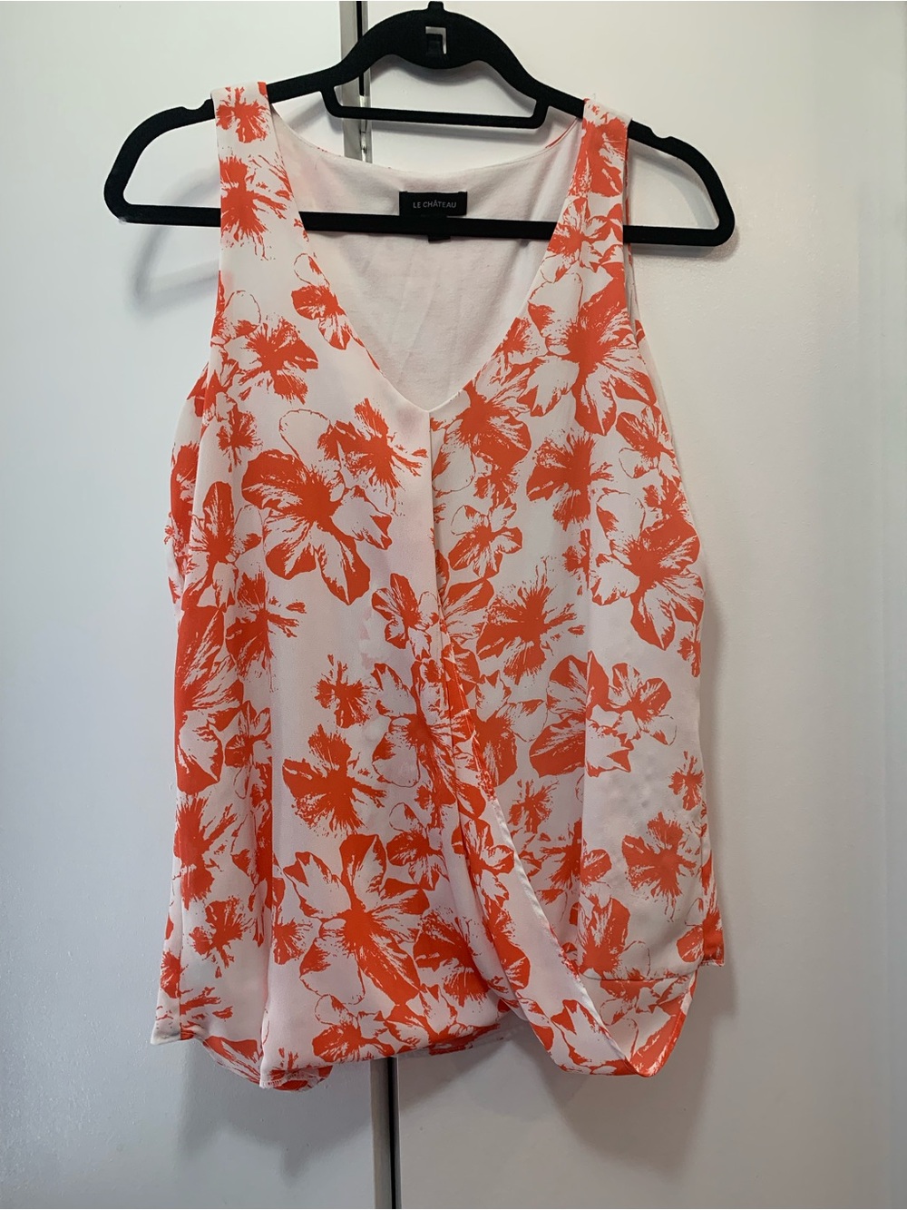 le chateau Small White and Orange Floral Sleeveless V-Neck Camisole